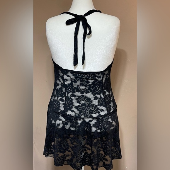 Urban Outfitters Black Lace Chemise - Picture 2 of 3